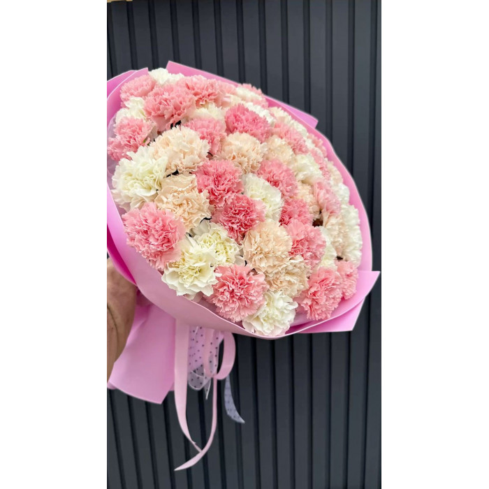 Диантусы в Сарканде